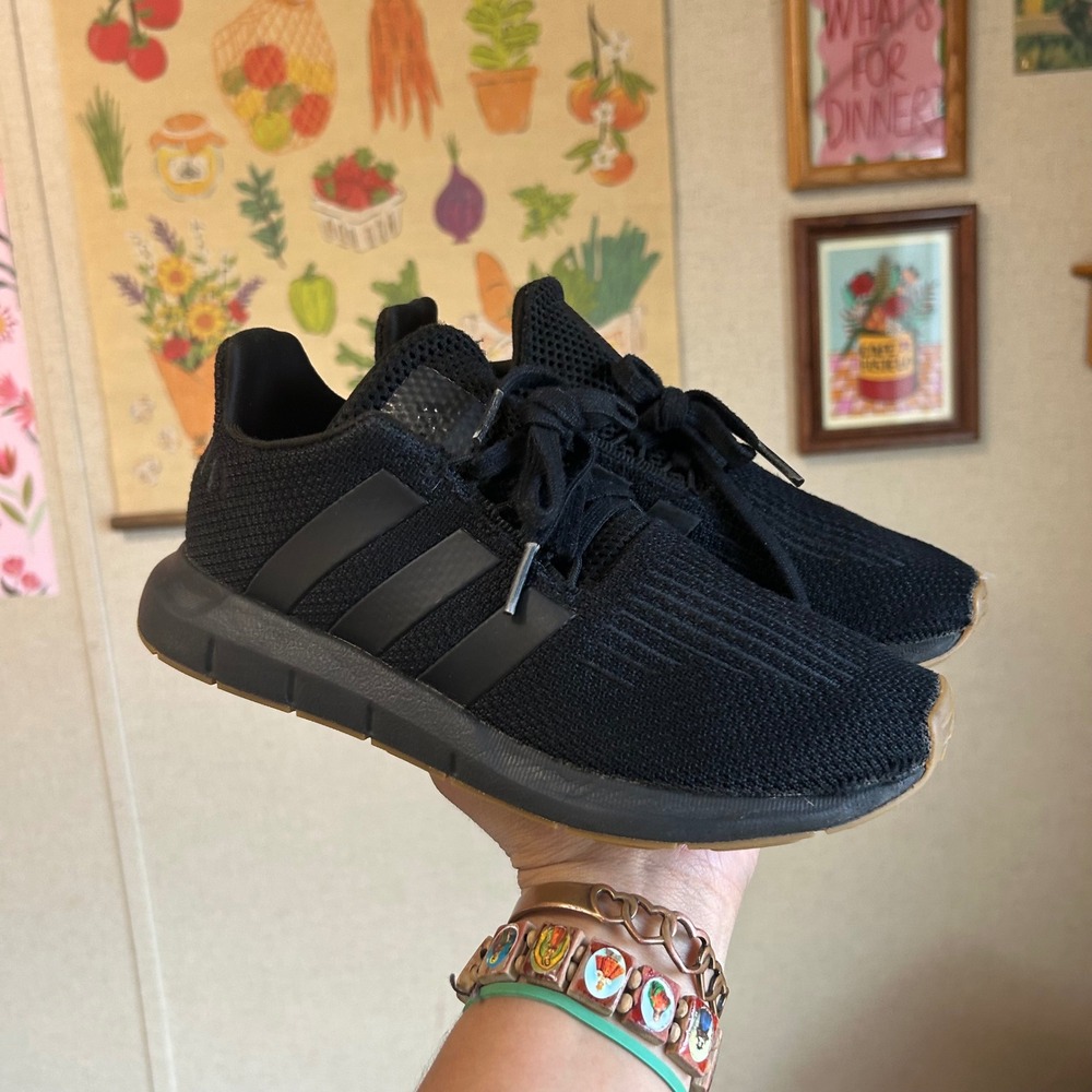 Adidas Swift Run 1.0 Kids Shoes Core Black Gum IF2963 Size 3 US